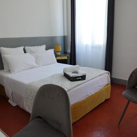 Quartier Des Createurs "La Plaine Cours Julien" Chambre Privee Dans Appartement Menage Frequent Des Parties Commune Marselha Exterior foto