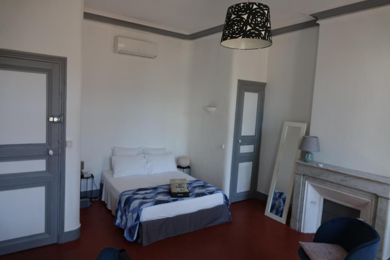 Quartier Des Createurs "La Plaine Cours Julien" Chambre Privee Dans Appartement Menage Frequent Des Parties Commune Marselha Exterior foto